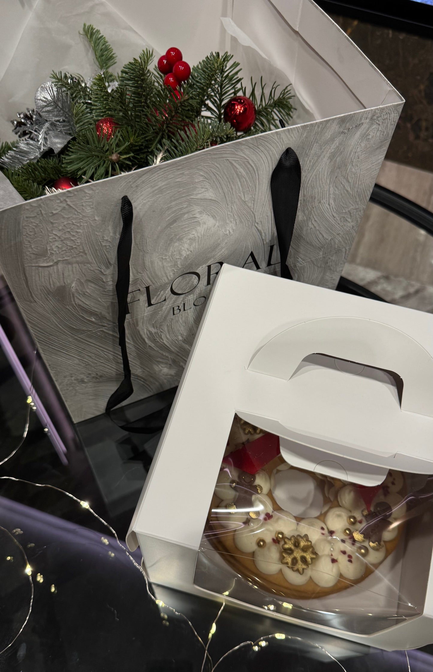 Christmas Centerpiece Making & Honey Cake Decorating Workshop