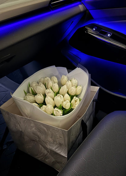Mono Tulip Bouquet