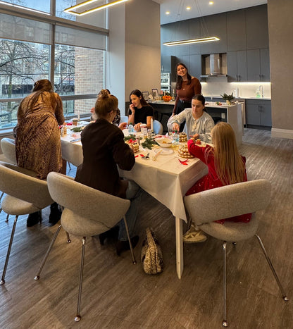 Christmas Centerpiece Making & Honey Cake Decorating Workshop